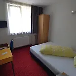 Hotel Im Klosterring 3*